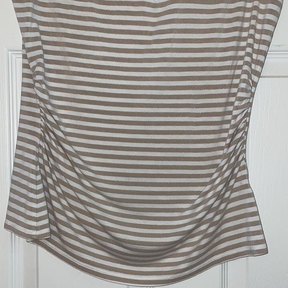 White House Black Market Top - Picture 3 of 7